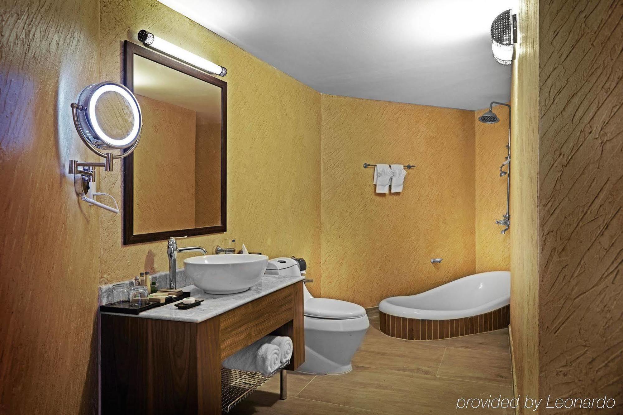 Dunes By Al Nahda Hotel 5*